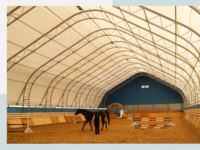 Строительство конных манежей в Салехарде