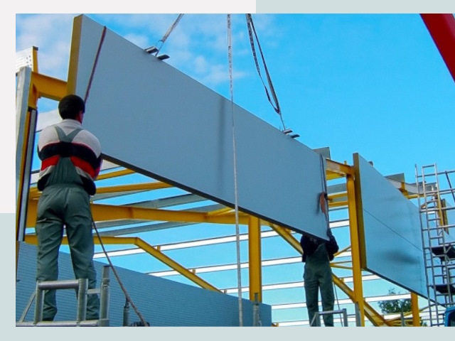 Монтаж сэндвич-панелей в Салехарде от 642 руб.